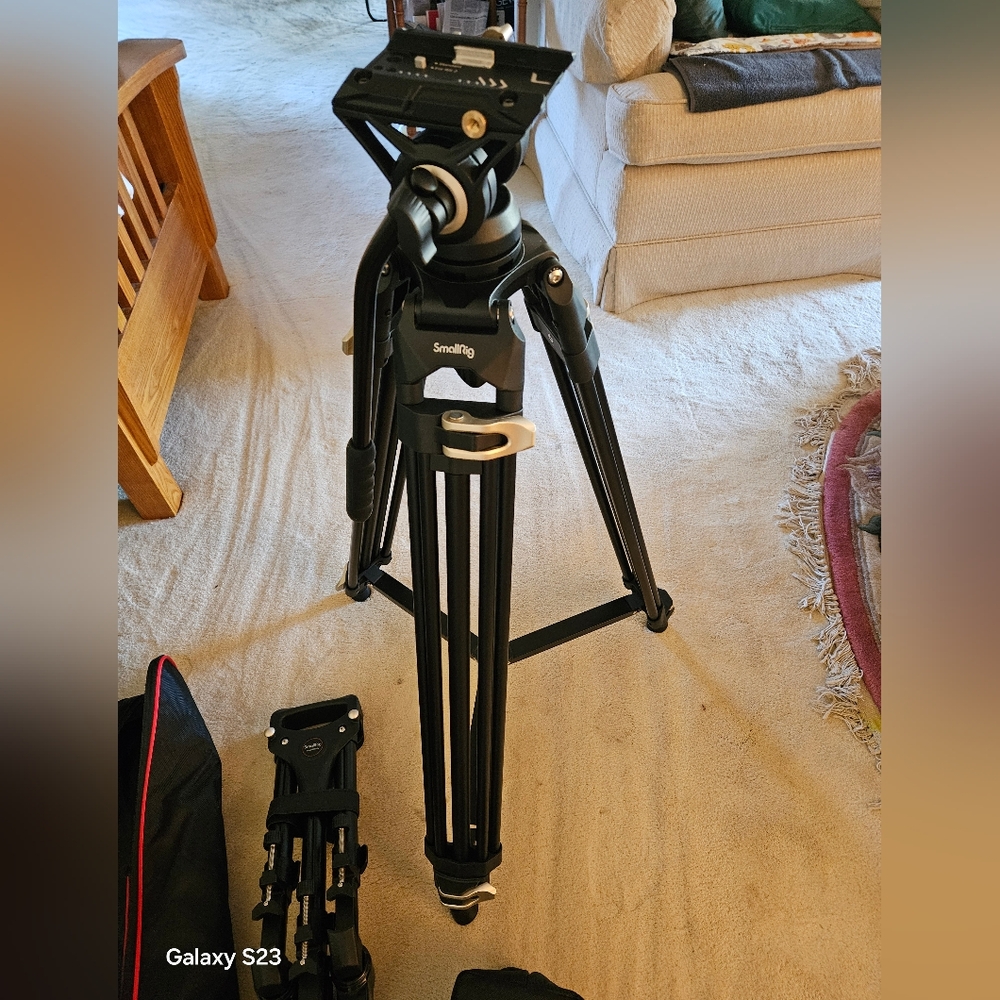 Smallrig tripod and tripod dolly